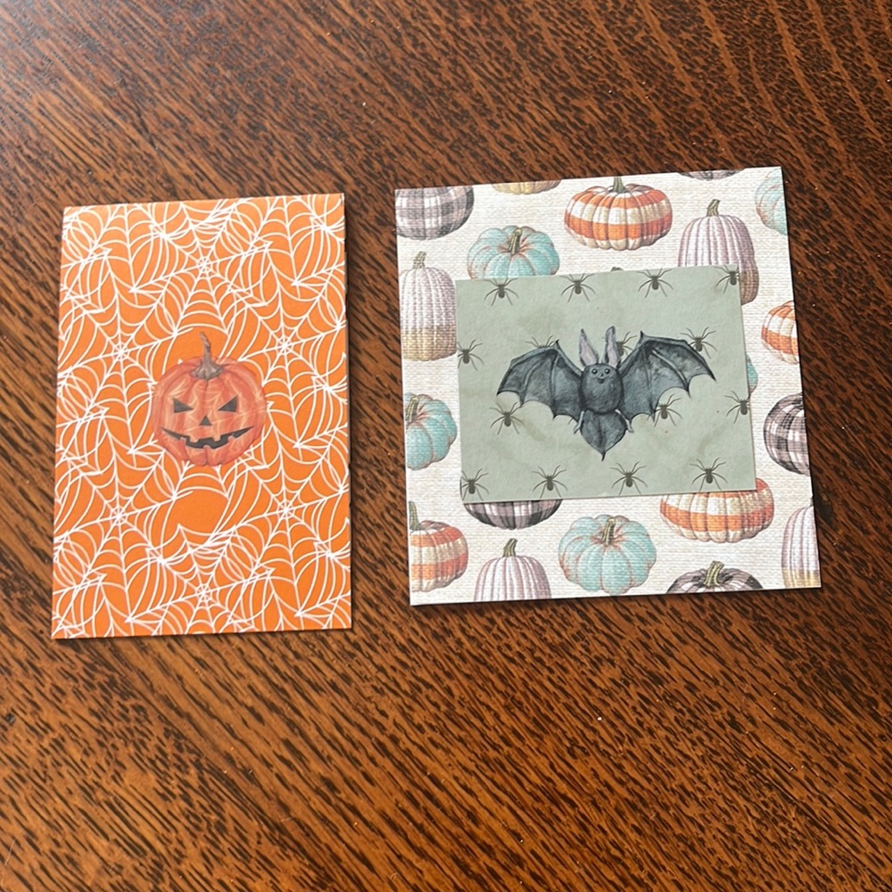 Small Halloween cards or hang tags set of 2
